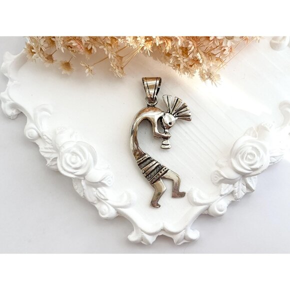 Sterling Silver Kokopelli Fertility Deity Carved Native American Vintage Pendant - Picture 2 of 10